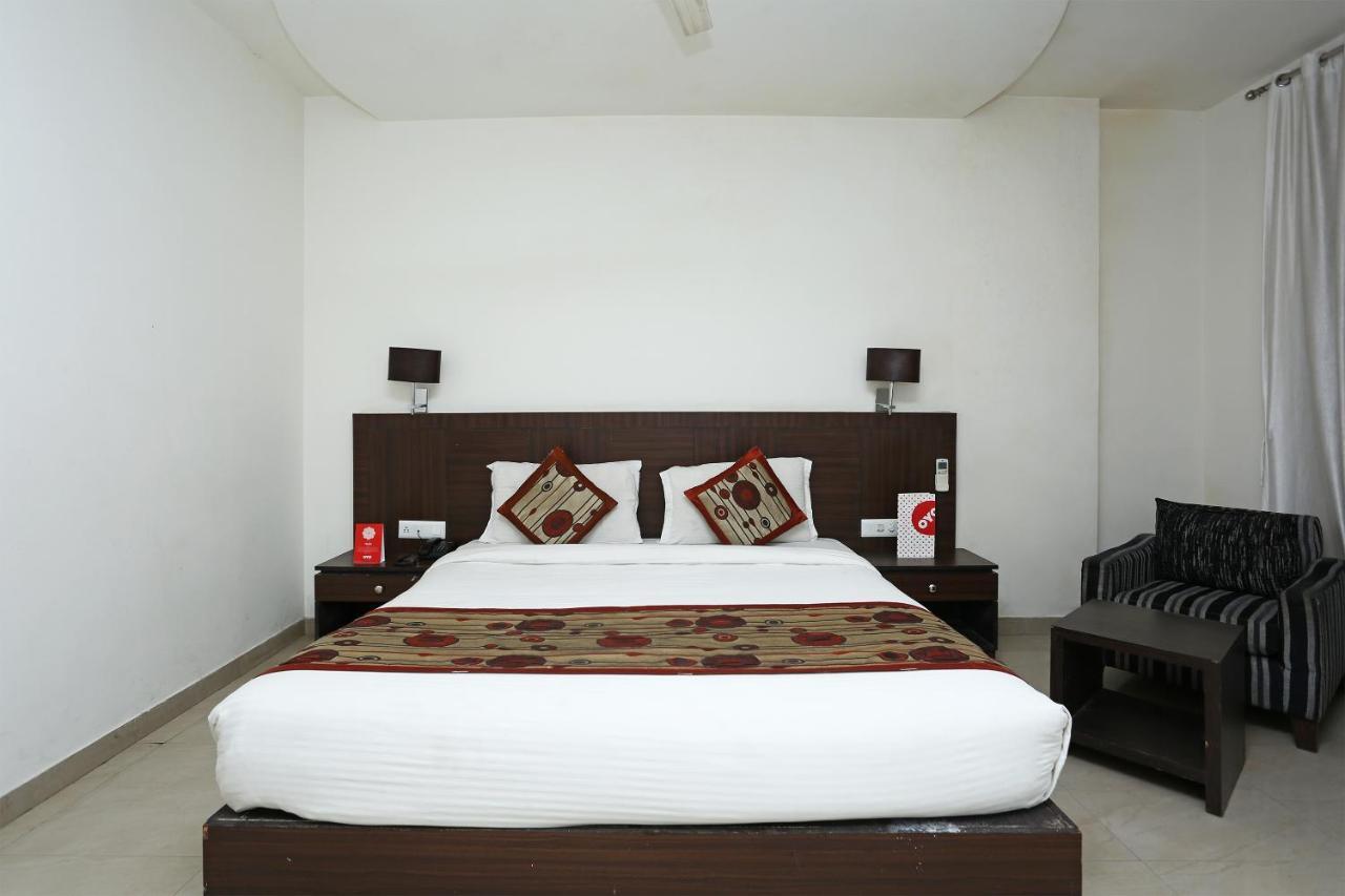 Capital O 3600 Hotel Royal Windsor Kāthgodām エクステリア 写真