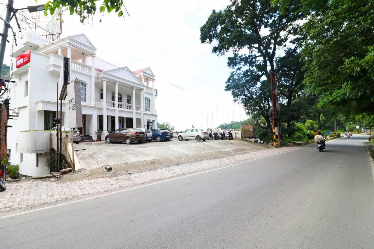 Capital O 3600 Hotel Royal Windsor Kāthgodām エクステリア 写真