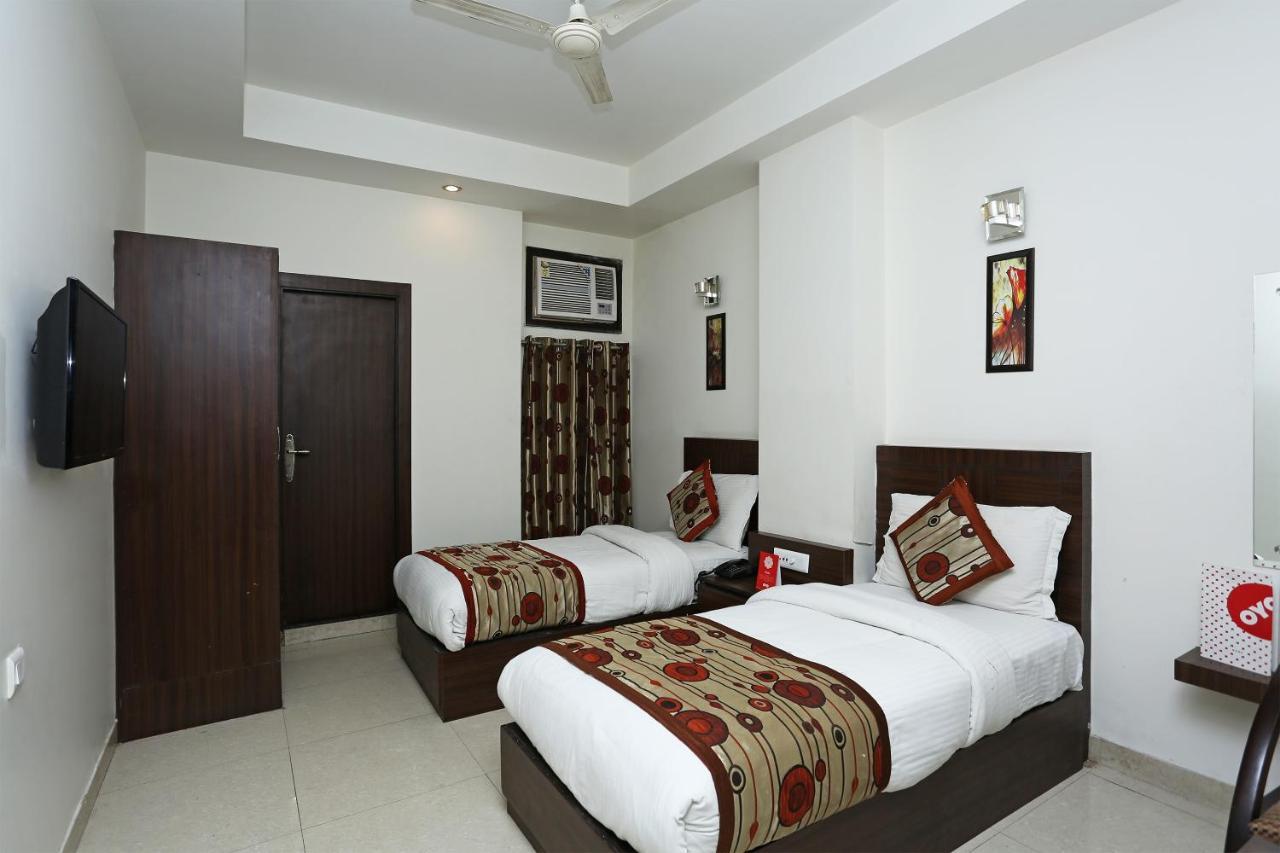 Capital O 3600 Hotel Royal Windsor Kāthgodām エクステリア 写真